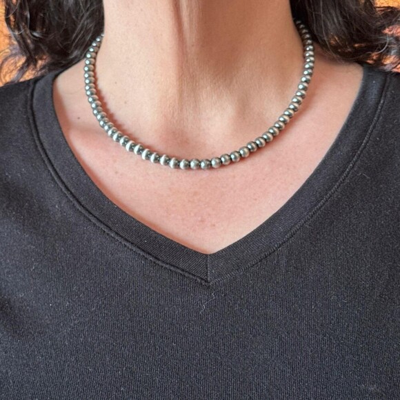 Sterling Silver Southwestern Style 6 mm Navajo Pearl Beads 16"- 18" Necklace - Picture 3 of 10
